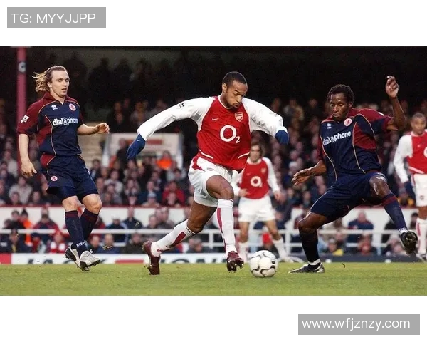 足球明星们最爱的拍球地点揭秘与背后的故事分享